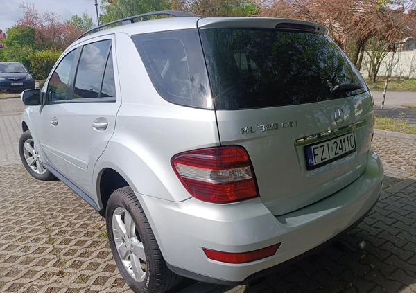 Mercedes-Benz ML cena 34900 przebieg: 419000, rok produkcji 2008 z Pyrzyce małe 154